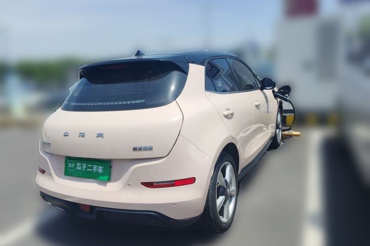Used ORA Good Cat 2022 Morandi Edition 400km Standard Range Premium Version Lithium-Ion Battery Exterior 5