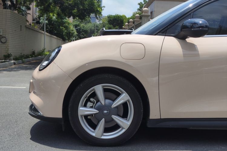 Used ORA Good Cat 2022 Morandi Edition 400km Standard Range Premium Version Lithium-Ion Battery Exterior 7