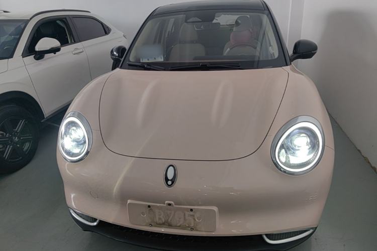 Used ORA Good Cat 2022 Morandi Edition 400km Standard Range Premium Version Lithium-Ion Battery Front