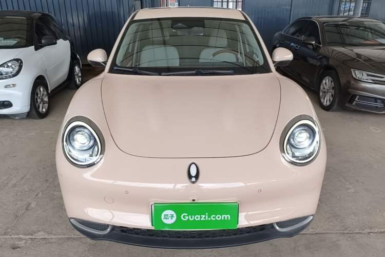 Used ORA Good Cat 2022 Morandi Edition 400km Standard Range Premium Version Lithium-Ion Battery Front
