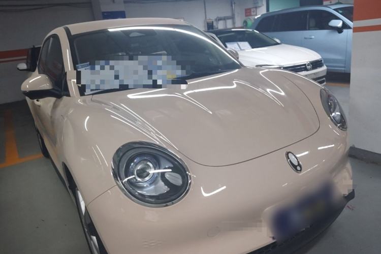 Used ORA Good Cat 2022 Morandi Edition 400km Standard Range Luxury Version Lithium-Ion Battery Front Right 45 Deg