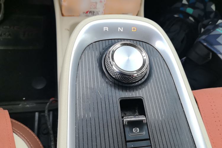 Used ORA Good Cat 2022 400km Standard Range Premium Version Lithium Iron Phosphate Gear Lever