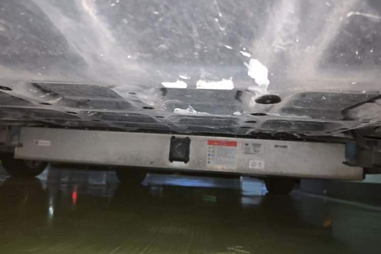 Used ORA Good Cat 2022 400km Standard Range Premium Version Lithium-Ion Battery Chassis Rear