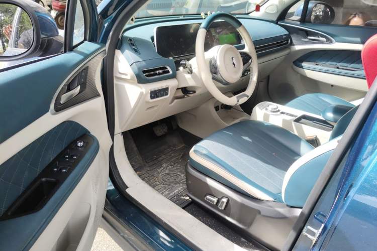 Used ORA Good Cat 2022 400km Standard Range Premium Version Lithium Iron Phosphate Driver Seat