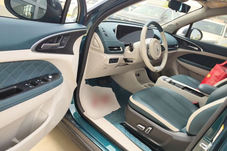 Used ORA Good Cat 2022 400km Standard Range Premium Version Lithium-Ion Battery Driver Seat