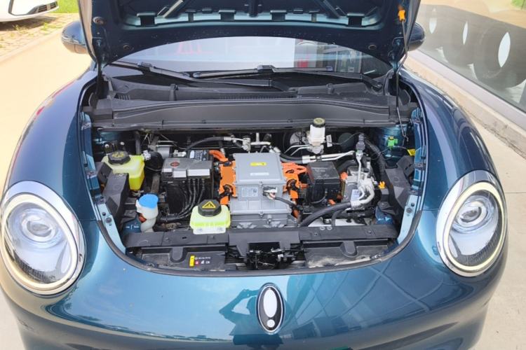Used ORA Good Cat 2022 400km Standard Range Premium Version Lithium-Ion Battery Engine Bay