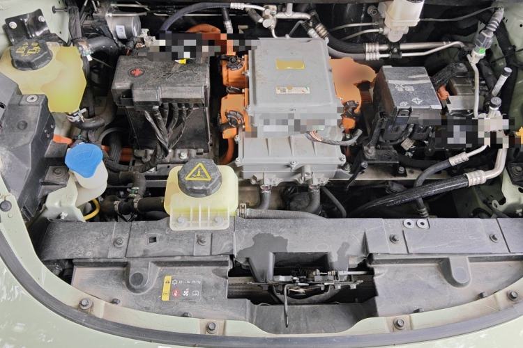 Used ORA Good Cat 2022 400km Standard Range Luxury Version Lithium Iron Phosphate Engine Bay