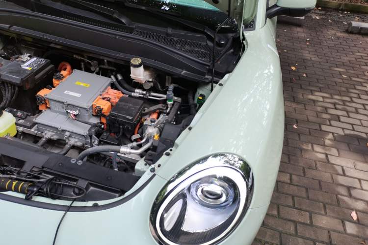 Used ORA Good Cat 2022 400km Standard Range Luxury Version Lithium Iron Phosphate Engine Bay Left