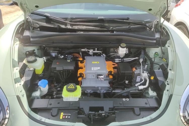 Used ORA Good Cat 2022 Morandi Edition 400km Standard Range Premium Version Lithium Iron Phosphate Engine Bay