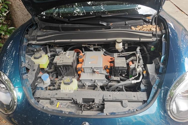 Used ORA Good Cat 2022 Morandi Edition 400km Standard Range Premium Version Lithium Iron Phosphate Engine Bay
