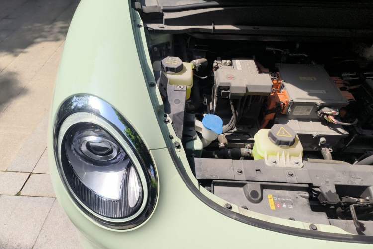 Used ORA Good Cat 2022 Morandi Edition 400km Standard Range Premium Version Lithium Iron Phosphate Engine Bay Right