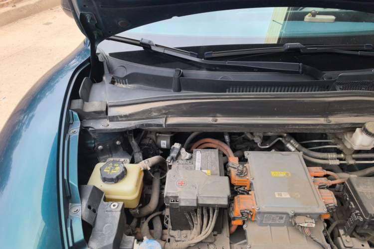 Used ORA Good Cat 2022 400km Standard Range Luxury Version Ternary Lithium Engine Bay Right
