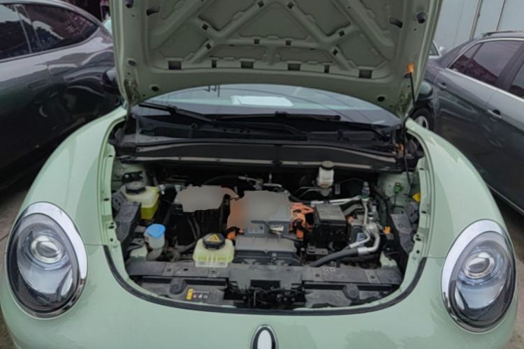 Used ORA Good Cat 2022 400km Standard Range Premium Version Lithium-Ion Battery Engine Bay