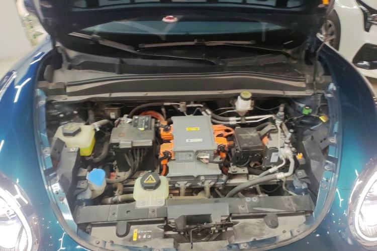 Used ORA Good Cat 2022 400km Standard Range Premium Version Lithium-Ion Battery Engine Bay