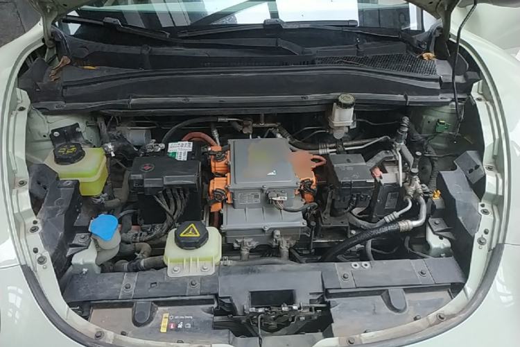 Used ORA Good Cat 2022 Morandi Edition 400km Standard Range Luxury Version Lithium Iron Phosphate Engine Bay