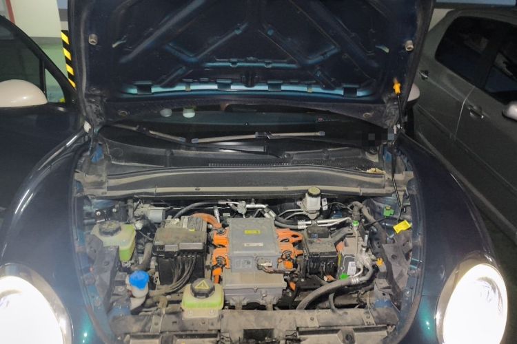 Used ORA Good Cat 2022 400km Standard Range Premium Version Lithium-Ion Battery Engine Bay