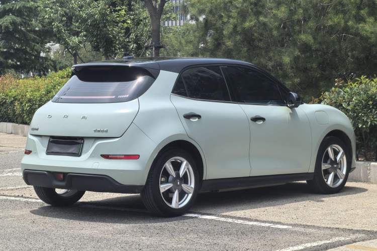 Used ORA Good Cat 2022 400km Standard Range Premium Version Lithium-Ion Battery Exterior 3