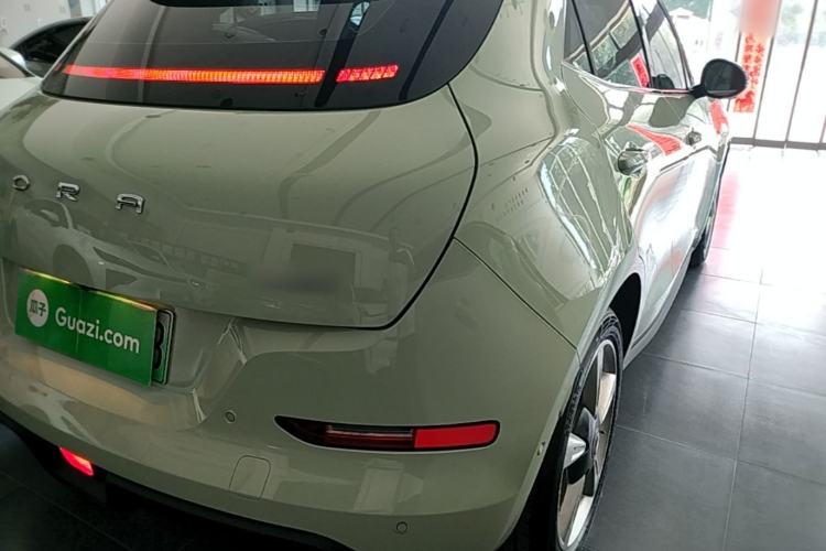 Used ORA Good Cat 2022 Morandi Edition 400km Standard Range Luxury Version Lithium-Ion Battery Exterior 3
