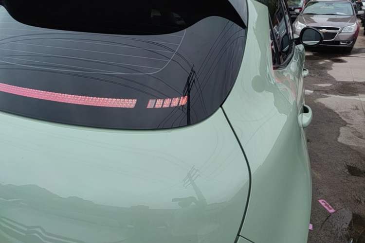 Used ORA Good Cat 2022 400km Standard Range Premium Version Lithium-Ion Battery Exterior 3