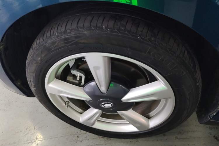 Used ORA Good Cat 2022 400km Standard Range Premium Version Lithium-Ion Battery Exterior 4