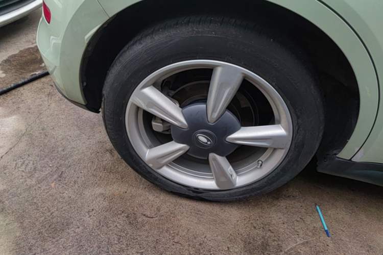 Used ORA Good Cat 2022 400km Standard Range Premium Version Lithium-Ion Battery Exterior 5