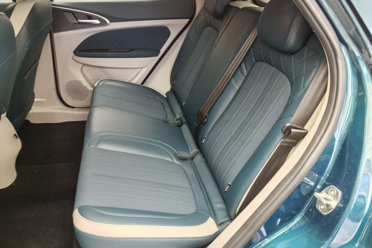 Used ORA Good Cat 2022 Morandi Edition 400km Standard Range Luxury Version Lithium-Ion Battery Exterior 6