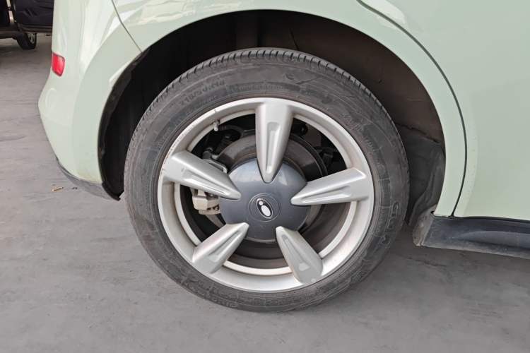 Used ORA Good Cat 2022 Morandi Edition 400km Standard Range Premium Version Lithium-Ion Battery Exterior 8