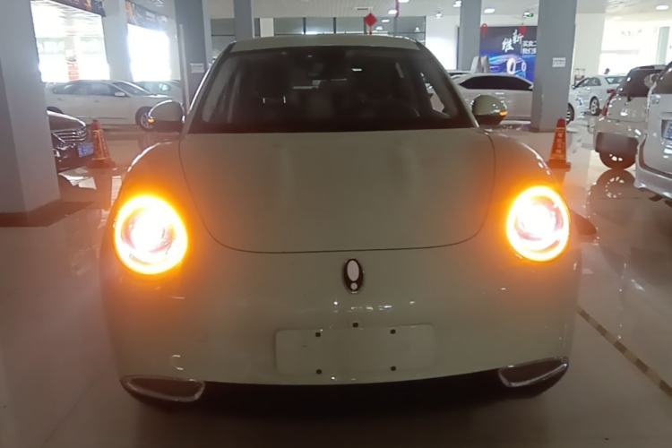 Used ORA Good Cat 2022 Morandi Edition 400km Standard Range Luxury Version Lithium Iron Phosphate Front
