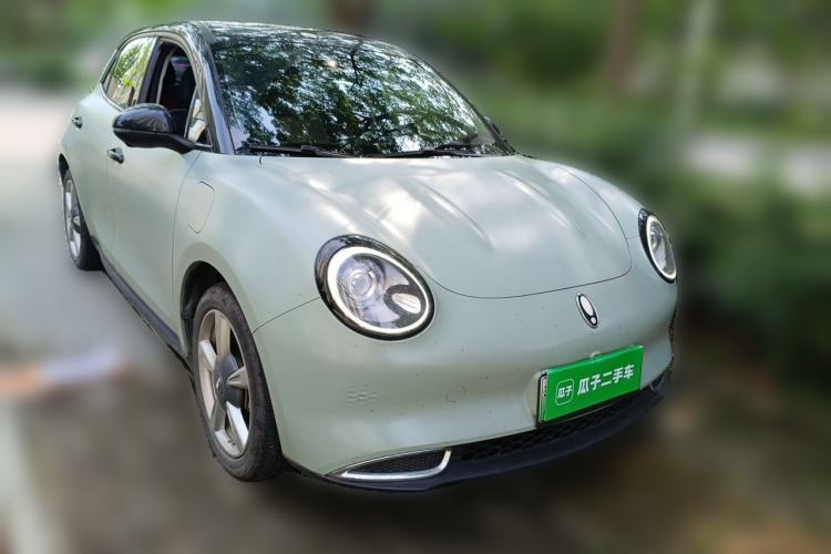 Used ORA Good Cat 2022 400km Standard Range Premium Version Lithium-Ion Battery Front Right 45 Deg