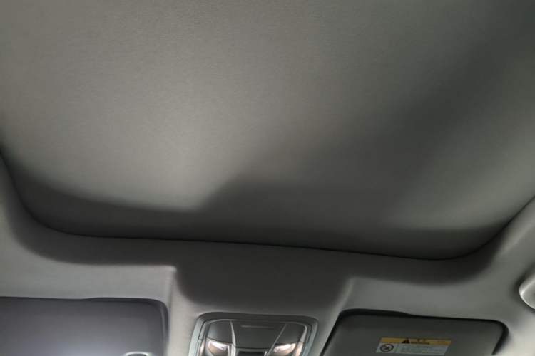 Used ORA Good Cat 2022 400km Standard Range Premium Version Lithium Iron Phosphate Headliner