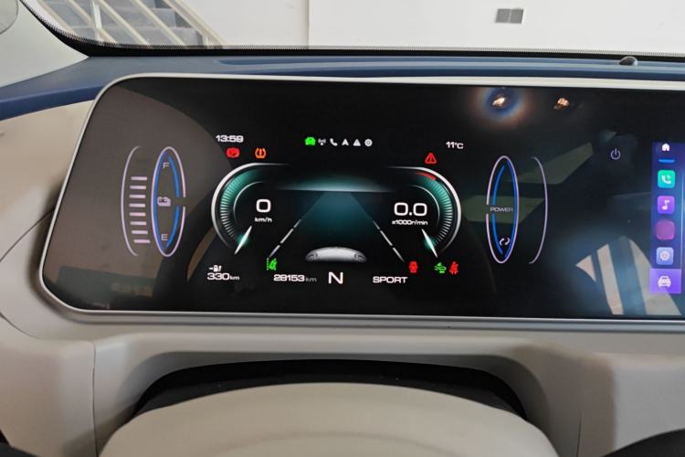 Used ORA Good Cat 2022 Morandi Edition 400km Standard Range Premium Version Lithium-Ion Battery Instrument Cluster