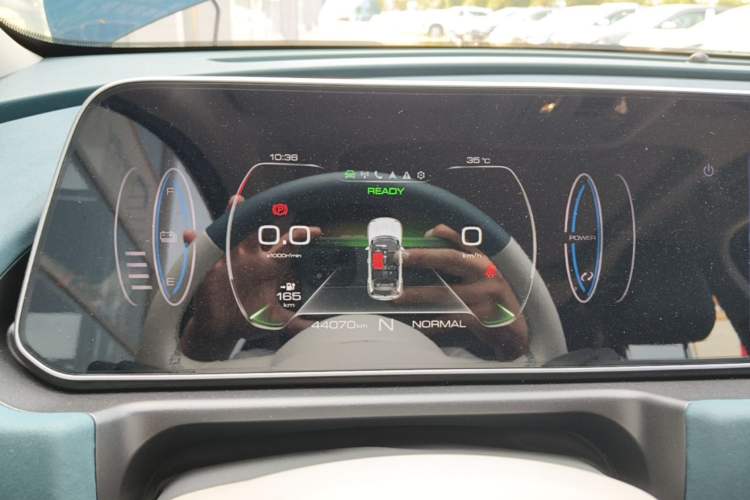 Used ORA Good Cat 2022 400km Standard Range Premium Version Lithium-Ion Battery Instrument Cluster