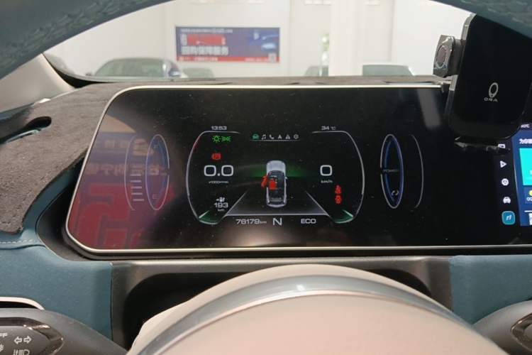 Used ORA Good Cat 2022 400km Standard Range Luxury Version Lithium Iron Phosphate Instrument Cluster
