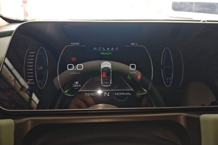 Used ORA Good Cat 2022 Morandi Edition 400km Standard Range Premium Version Lithium Iron Phosphate Instrument Cluster