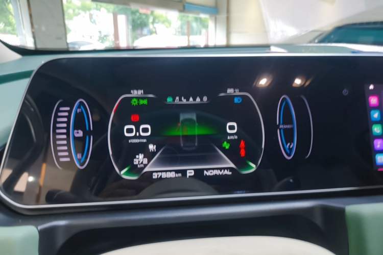 Used ORA Good Cat 2022 400km Standard Range Luxury Version Lithium Iron Phosphate Instrument Cluster
