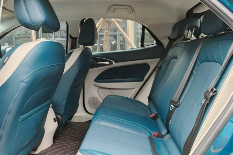 Used ORA Good Cat 2022 400km Standard Range Luxury Version Lithium Iron Phosphate Interior 4