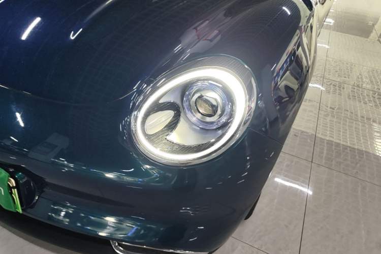 Used ORA Good Cat 2022 400km Standard Range Luxury Version Ternary Lithium Left Front Headlight