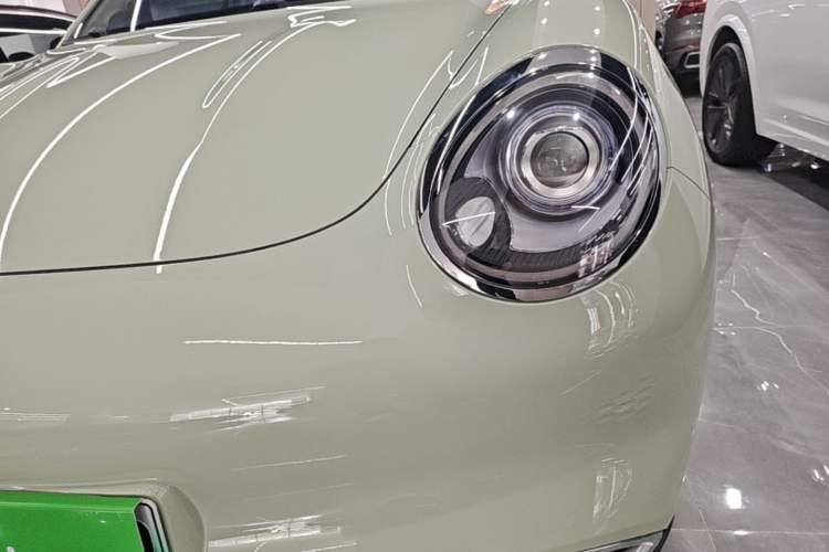 Used ORA Good Cat 2022 Morandi Edition 400km Standard Range Premium Version Lithium Iron Phosphate Left Front Headlight