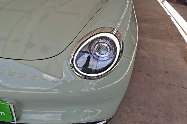 Used ORA Good Cat 2022 Morandi Edition 400km Standard Range Premium Version Lithium Iron Phosphate Left Front Headlight