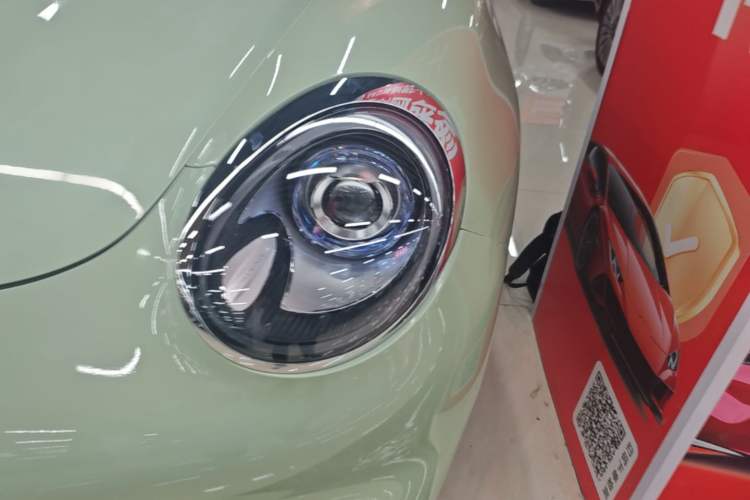 Used ORA Good Cat 2022 Morandi Edition 400km Standard Range Premium Version Lithium-Ion Battery Left Front Headlight