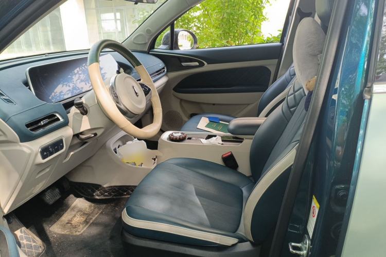 Used ORA Good Cat 2022 400km Standard Range Premium Version Lithium-Ion Battery Left Front Seat