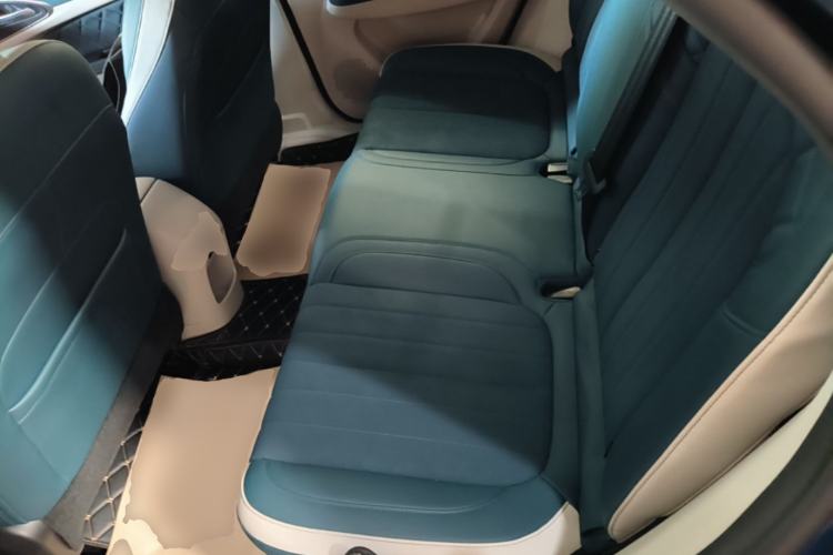 Used ORA Good Cat 2022 400km Standard Range Premium Version Lithium Iron Phosphate Left Rear Seat