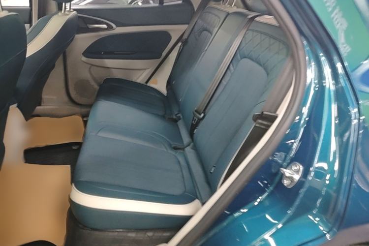 Used ORA Good Cat 2022 400km Standard Range Premium Version Lithium-Ion Battery Left Rear Seat