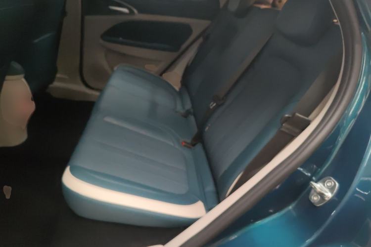 Used ORA Good Cat 2022 Morandi Edition 400km Standard Range Luxury Version Lithium Iron Phosphate Left Rear Seat