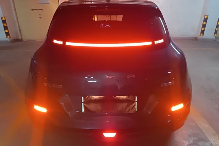 Used ORA Good Cat 2022 Morandi Edition 400km Standard Range Luxury Version Lithium-Ion Battery Rear