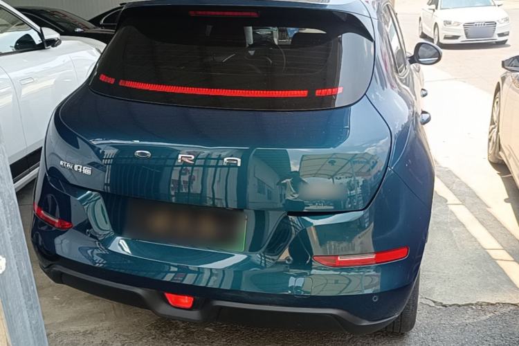 Used ORA Good Cat 2022 Morandi Edition 400km Standard Range Luxury Version Lithium-Ion Battery Rear