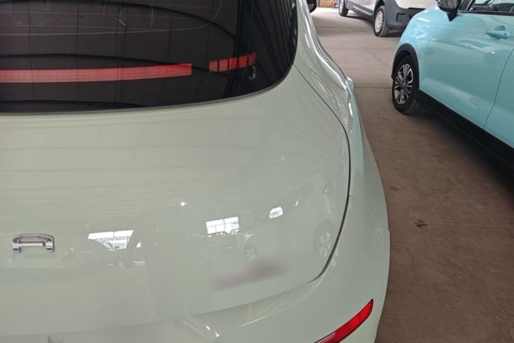 Used ORA Good Cat 2022 Morandi Edition 400km Standard Range Luxury Version Lithium-Ion Battery Right Rear Taillight