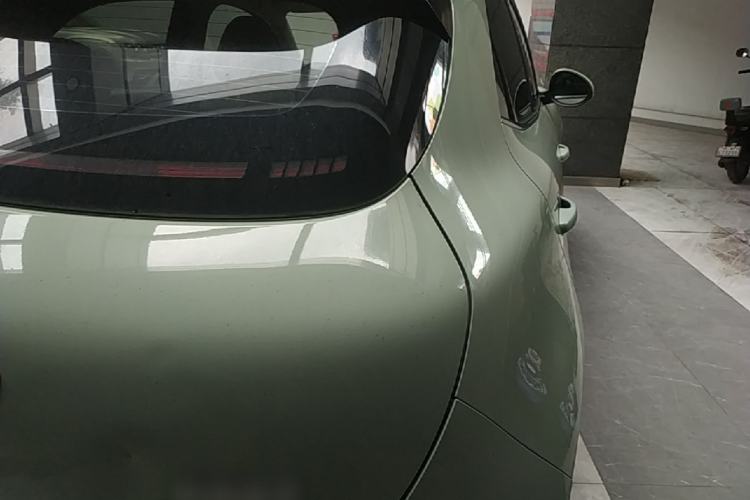Used ORA Good Cat 2022 Morandi Edition 400km Standard Range Luxury Version Lithium Iron Phosphate Right Rear Taillight