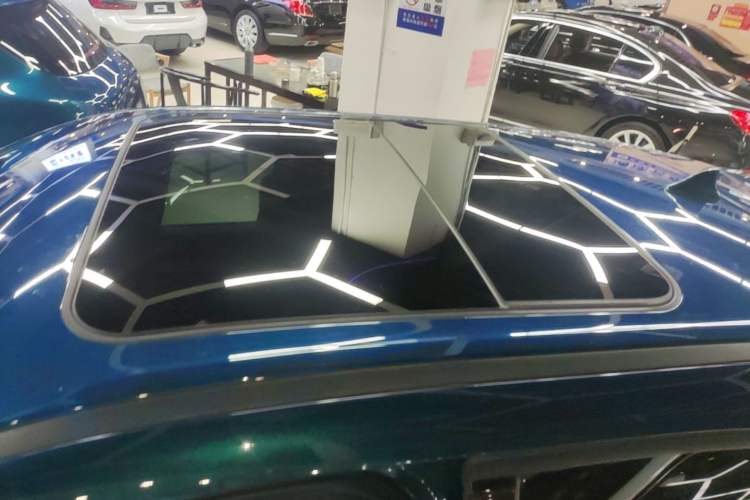 Used ORA Good Cat 2022 400km Standard Range Premium Version Lithium-Ion Battery Roof