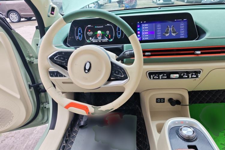 Used ORA Good Cat 2022 Morandi Edition 400km Standard Range Premium Version Lithium Iron Phosphate Steering Wheel